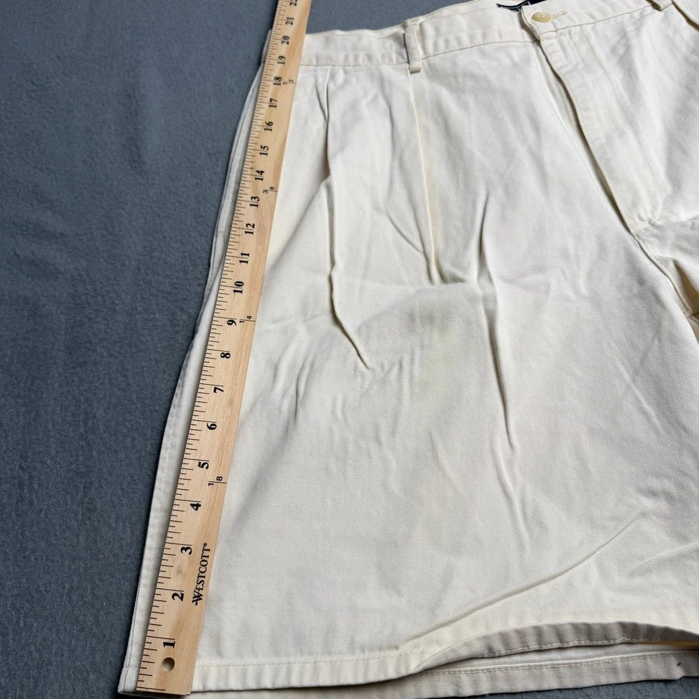 Vintage Polo Ralph Lauren Pleated Chino Shorts Mens 40 Cream Made in USA Crest